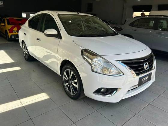 NISSAN VERSA 1.6 16V FLEX SL 4P XTRONIC NISSAN VERSA 1.6 16V FLEX SL 4P XTRONIC